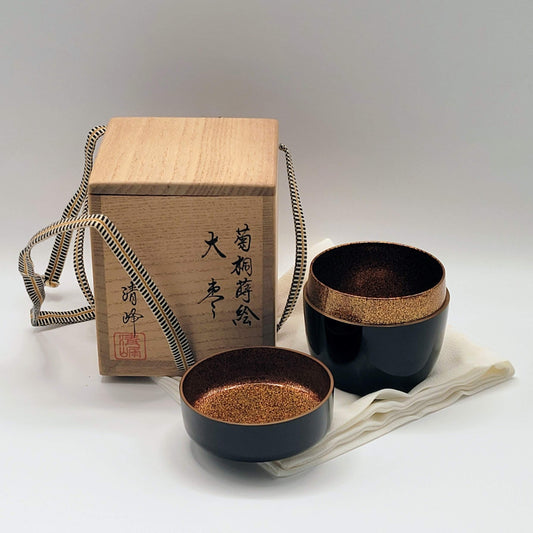 Natsume kiku-kiri maki-e 菊桐 ō-natsume avec nashiji Maeda Seihō